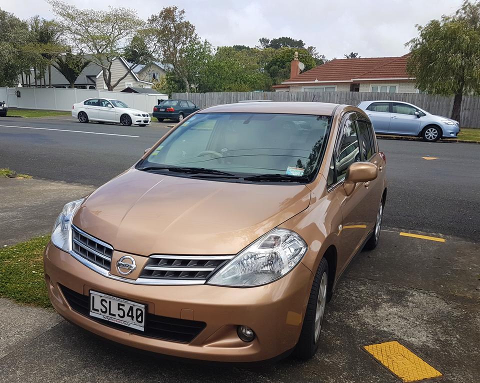 Nissan tiida 2008 год