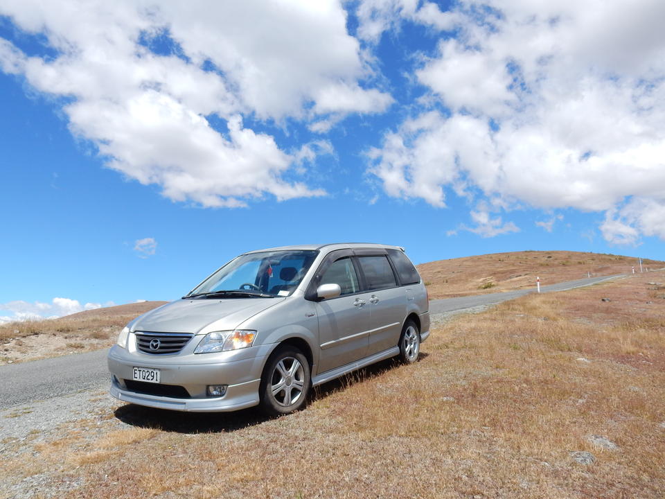 Mazda mpv v6